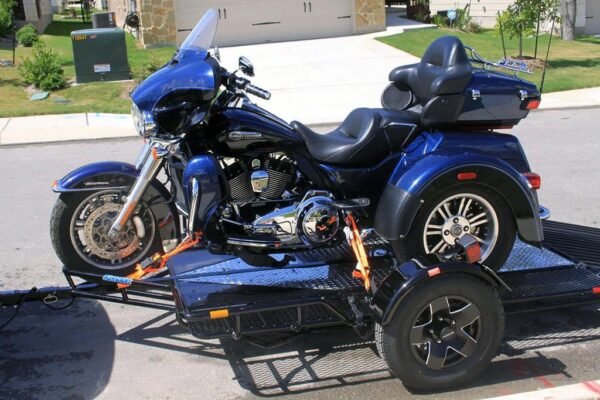 Megesty Trike/Spyder Ride-Up SRL Stand-Up Motorcycle Trailer