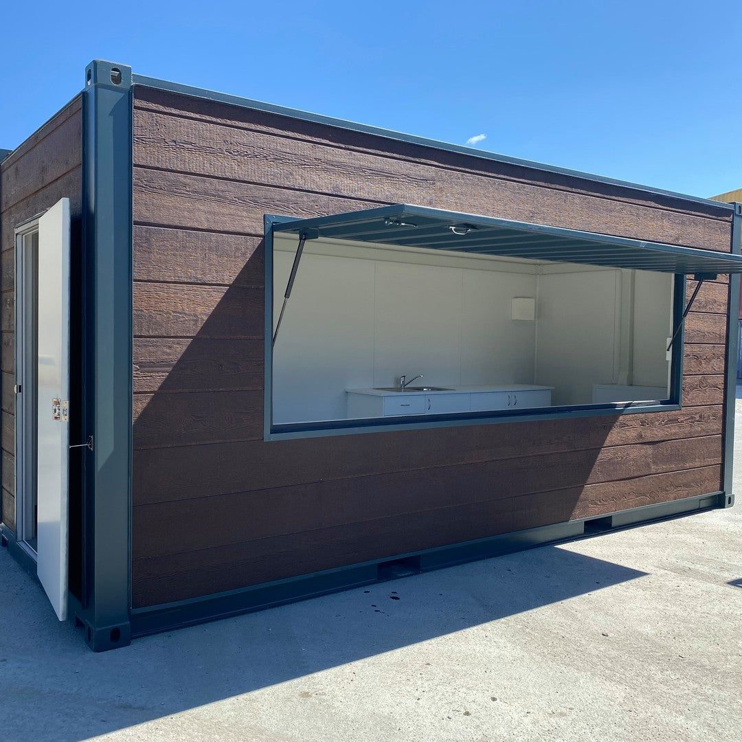 16FT Custom Wood covered container with AC and Sink system - Image 3